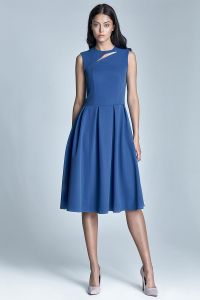 Niebieska Sukienka Midi w Delikatny Deseń z Pęknieciem przy Dekolcie
