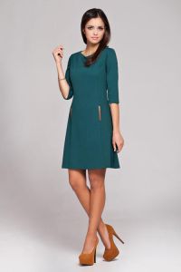 Zielona Koktajlowa Sukienka o Lini A ze Skórzanymi Lamówkami